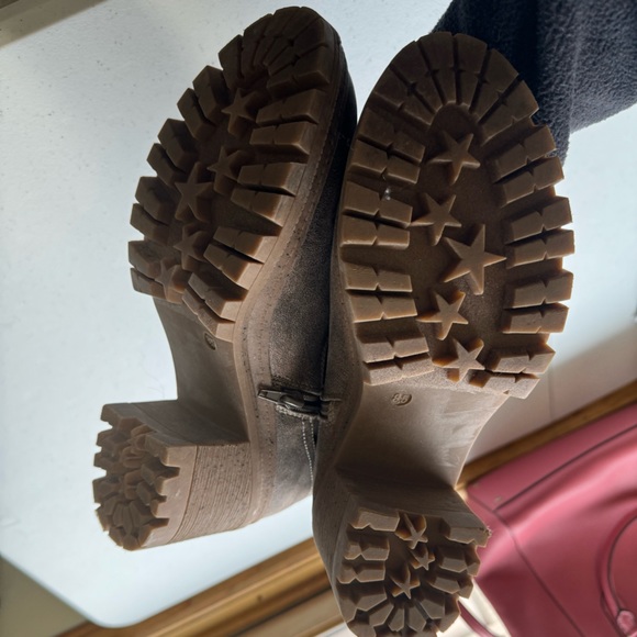 Very G Womens booties - Picture 3 of 7